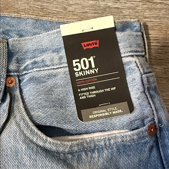 Levi's 501 Light Blue Distressed Skinny Jeans - Picture 4 of 7